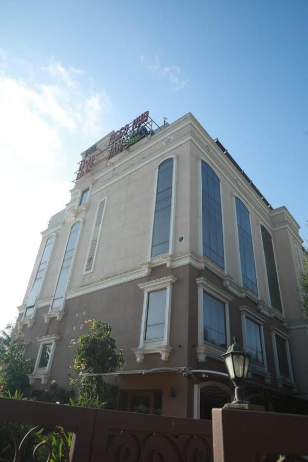 Muza Fisco Hotel 3*