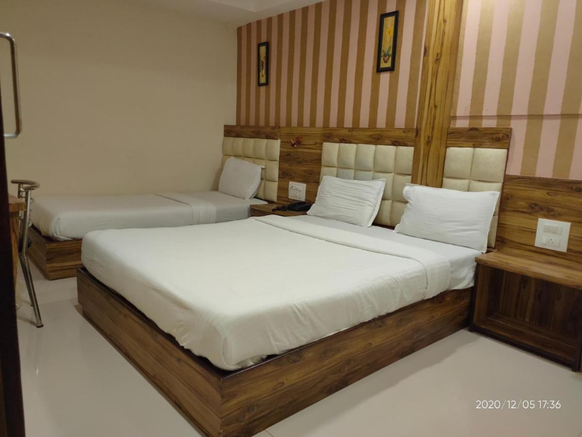 Orange International-santacruz Guest house