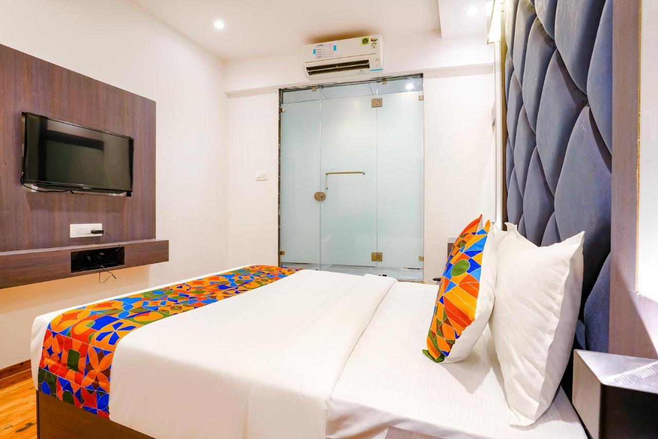 Fabhotel Gorrion International