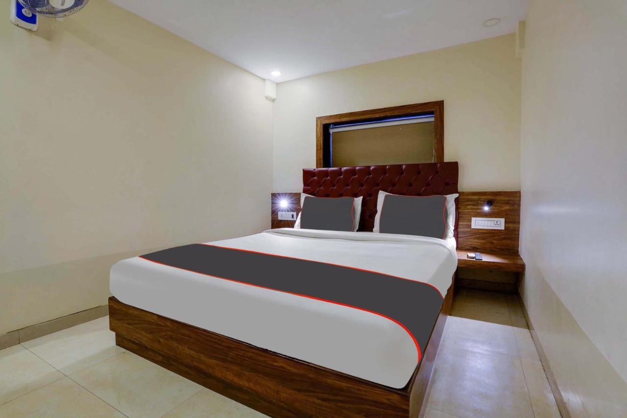 Capital O Elegant Hotel Mumbai