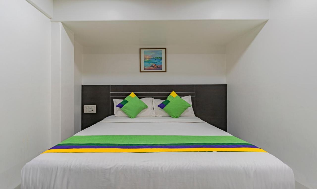 Hotel Treebo Atithi Malad