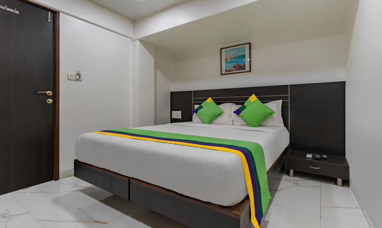 Hotel Treebo Atithi Malad Mumbai