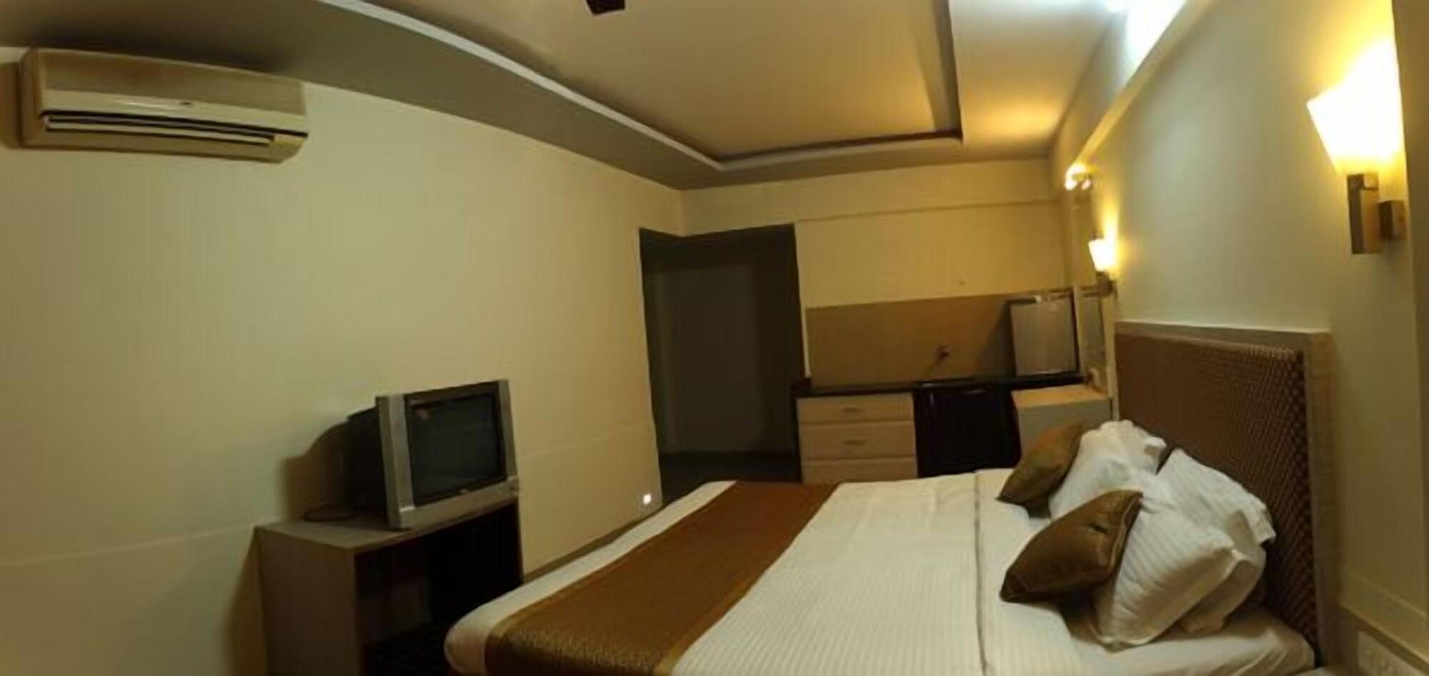 Hotel Ace Residency