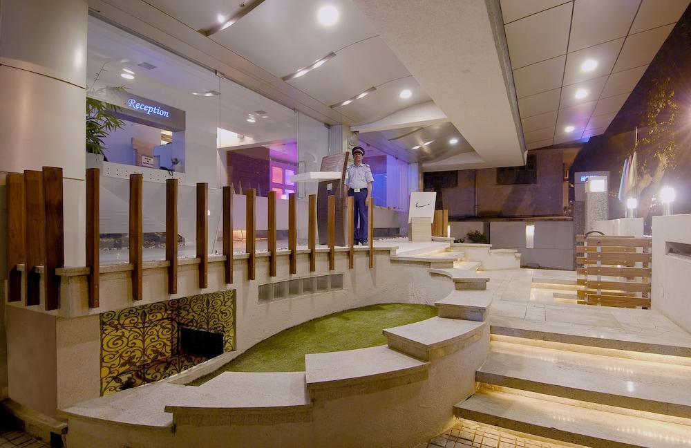 Planet Residency Hotel 3*