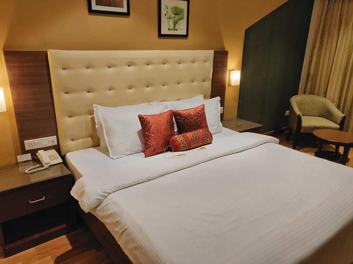 The Caliph Hotel, Near Powai 3*