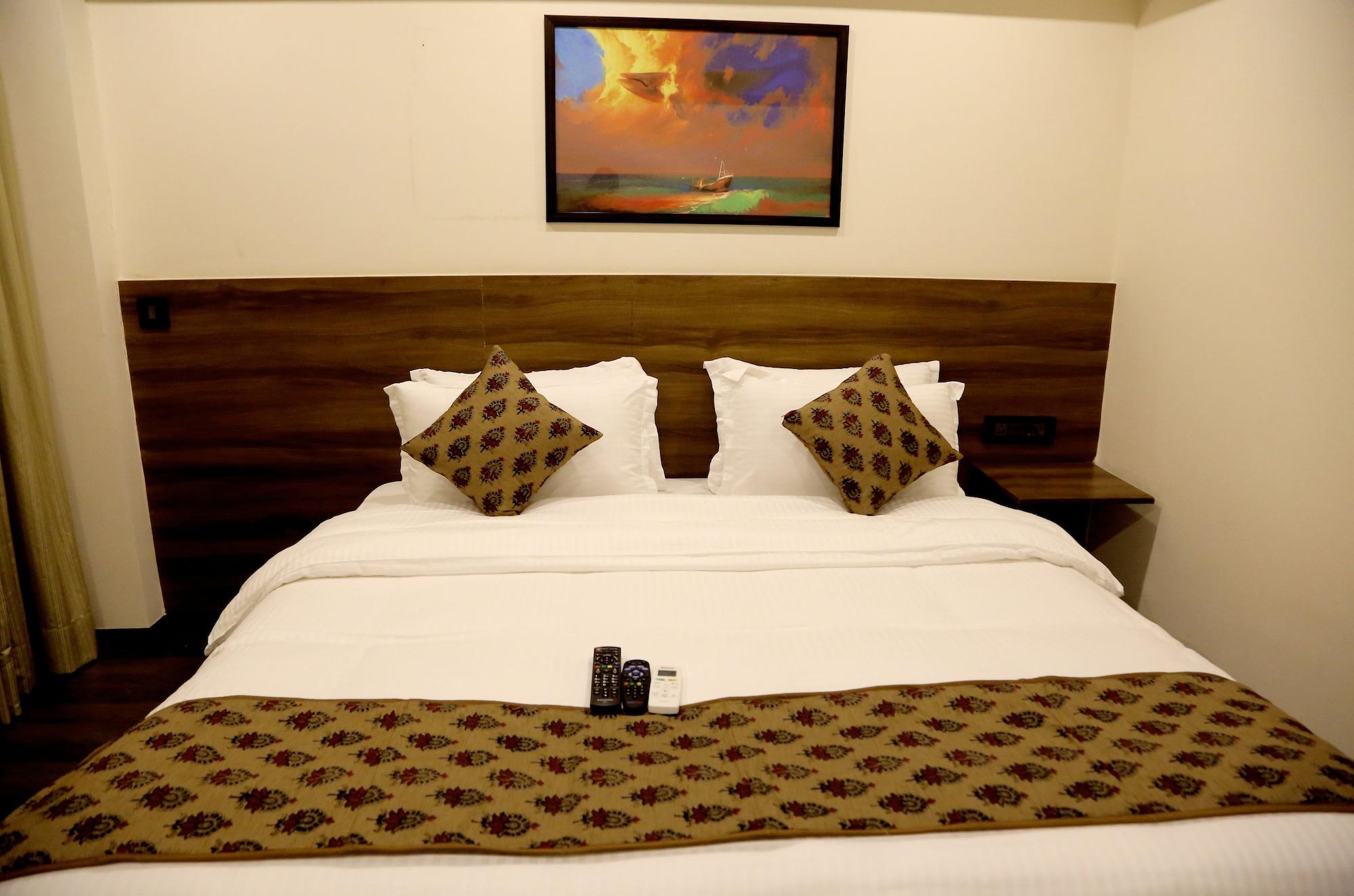 House Andheri East, Hotel 3*