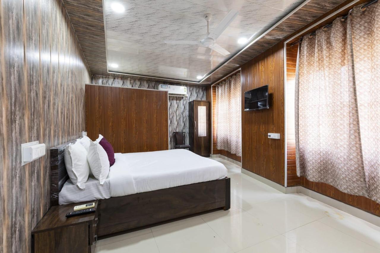 Diamond Hotel 2*