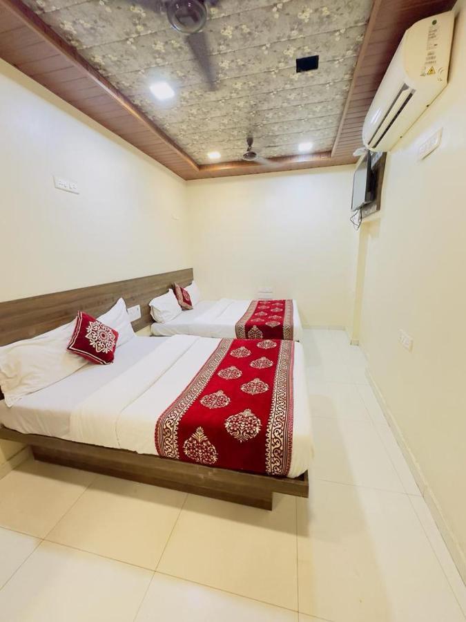 Hotel Lotus Residency