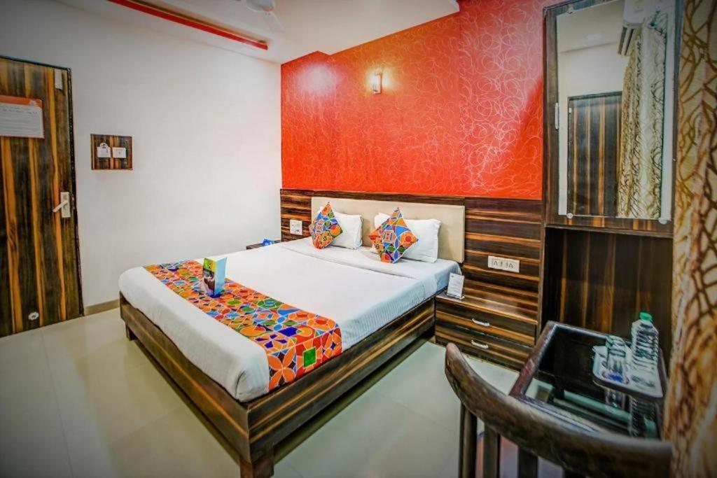 Adore International - Near Airport & Visa Consulate Hotel 3*