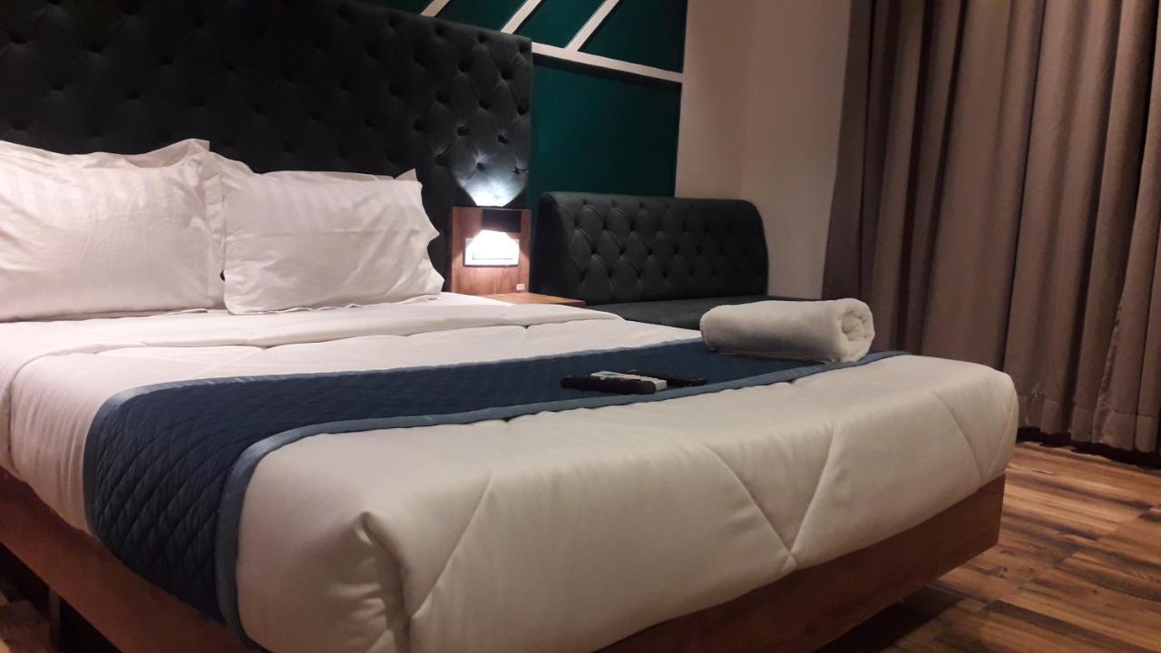Shine Hospitality Palace Mumbai