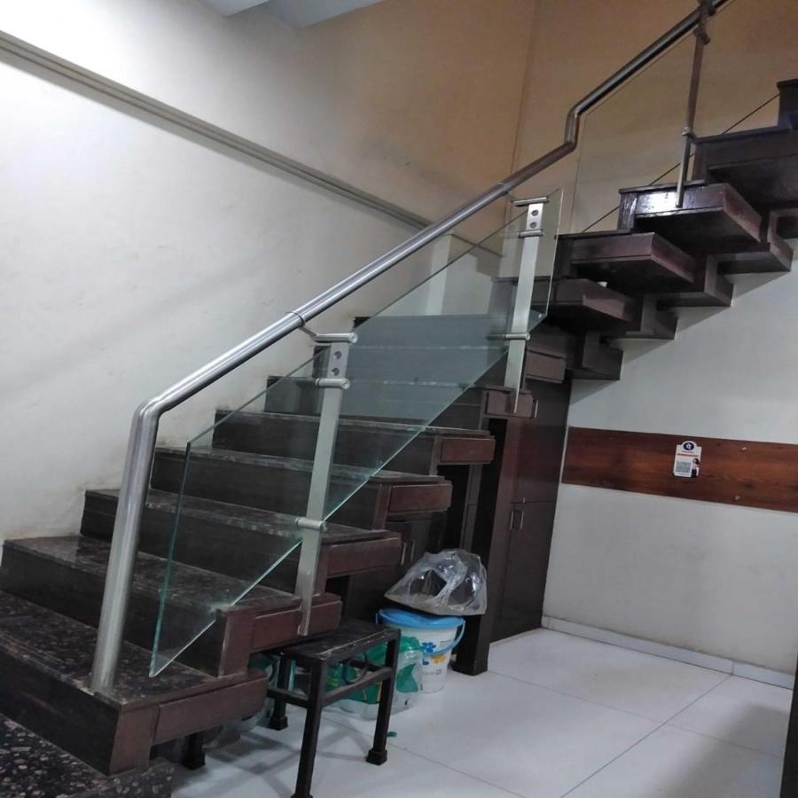 Hotel Borivali Executive - Near Borivali Railway Station 3*