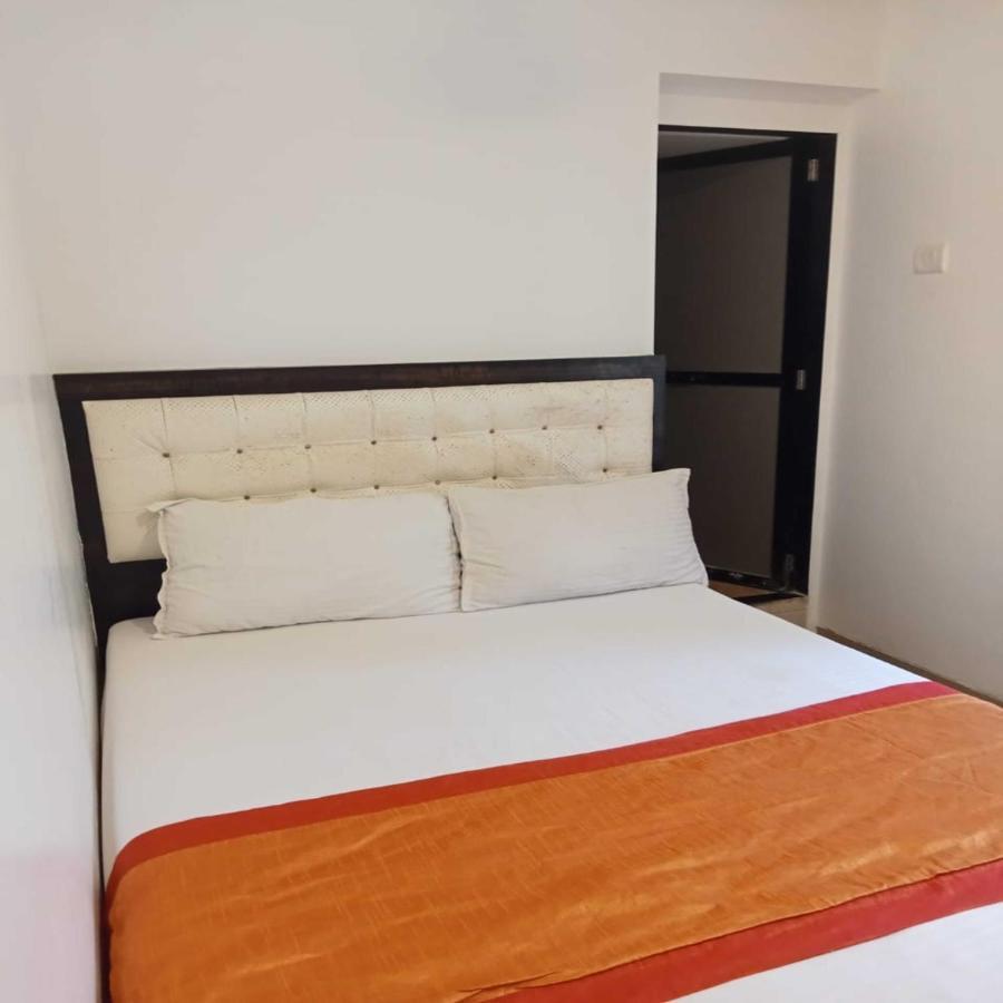 Hotel Borivali Executive - Near Borivali Railway Station 3* Mumbai