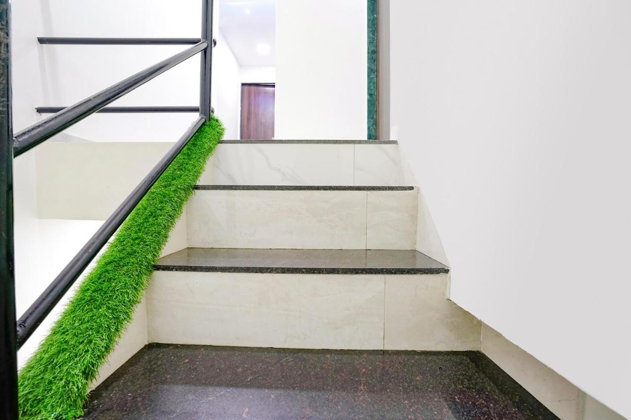 Fabexpress Bhau Residency - Nr International Airport Mumbai