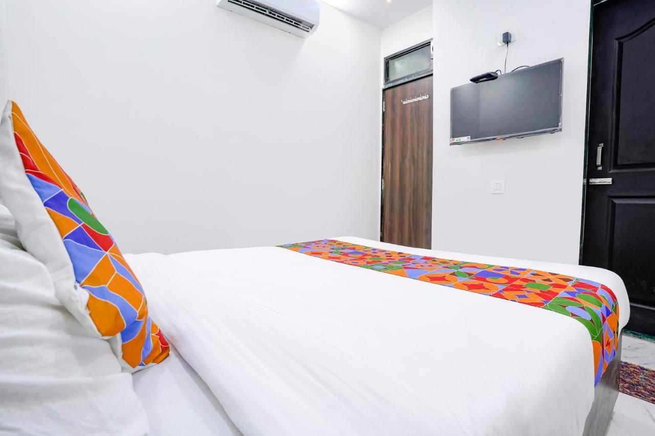 Hotel Fabexpress Bhau Residency - Nr International Airport 3*