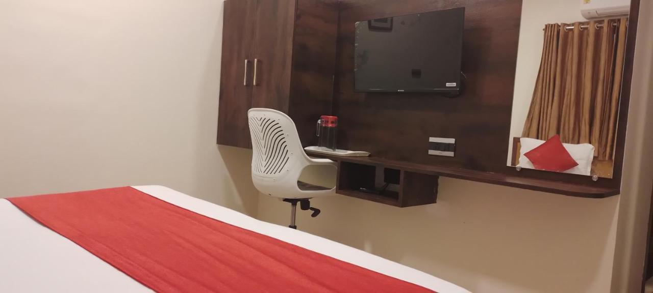 Hotel Shine Hospitality Palace Mumbai