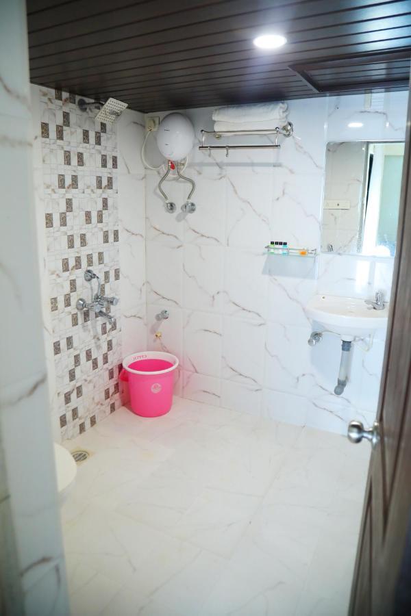 Country & Suites By Umrb - International Airport Hotel