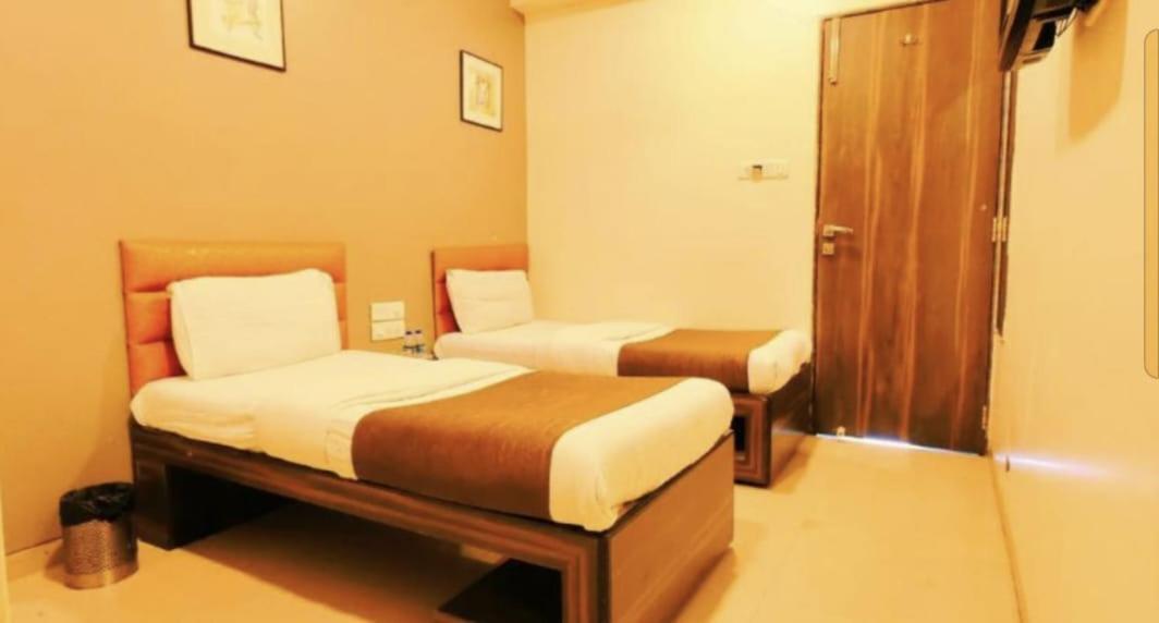 Hotel Amfahh Mumbai