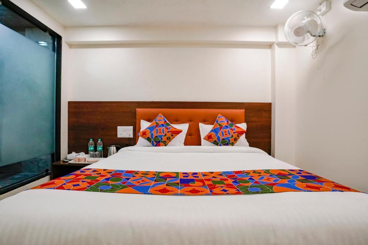 Fabexpress Varsha Residency Hotel 3*