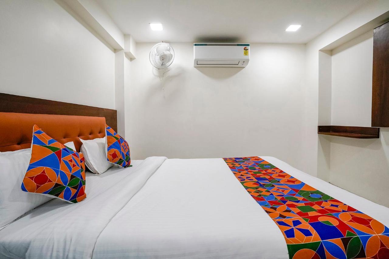 Hotel Fabexpress Varsha Residency 3*