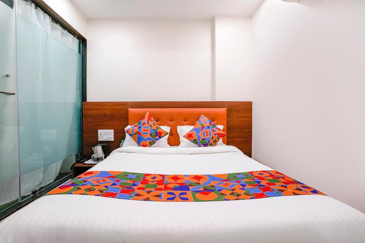 Hotel Fabexpress Varsha Residency