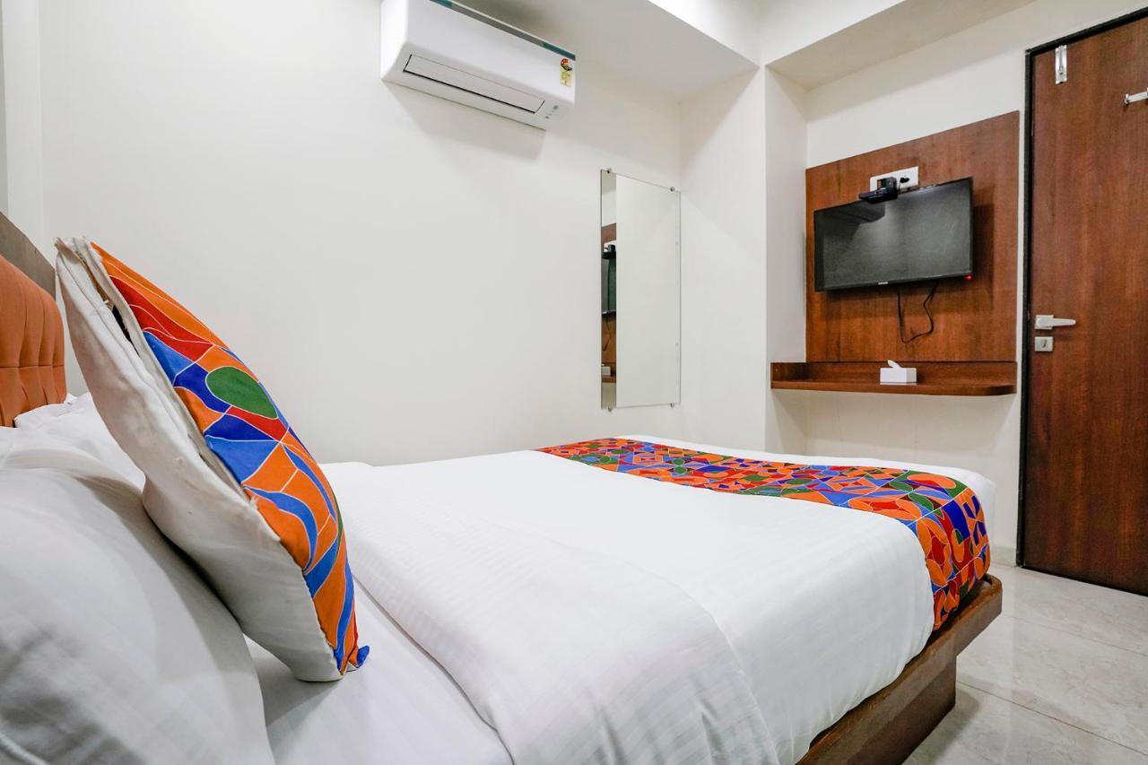 Fabexpress Varsha Residency 3* Mumbai