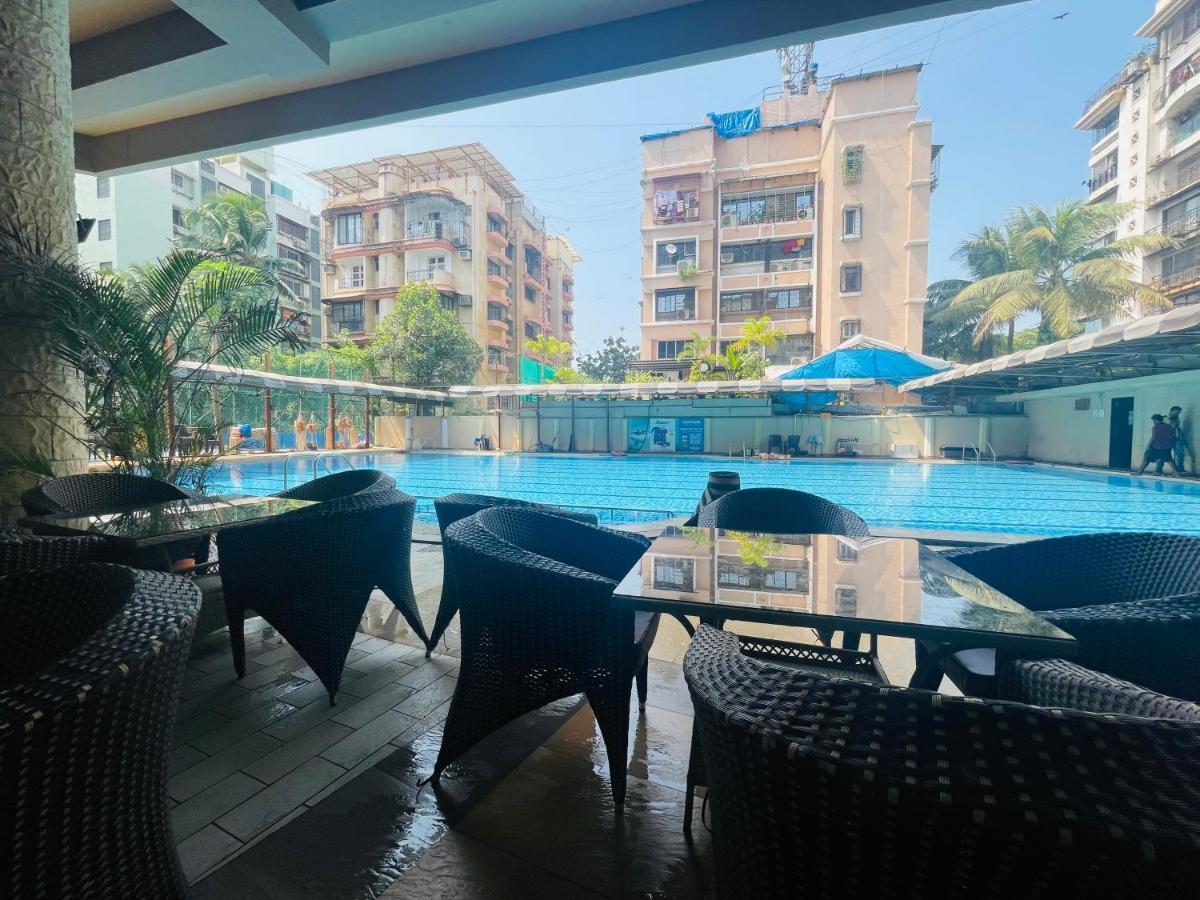 Hotel Home2 Renaissance Club 4*