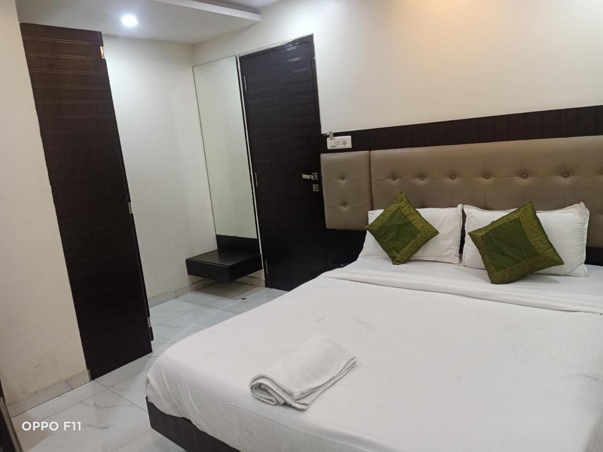 Bkc Palace - Jio World Convention Center And Us Visa Center హోటల్ బి కే సి ప్యాలెస్ ఇన్ Hotel