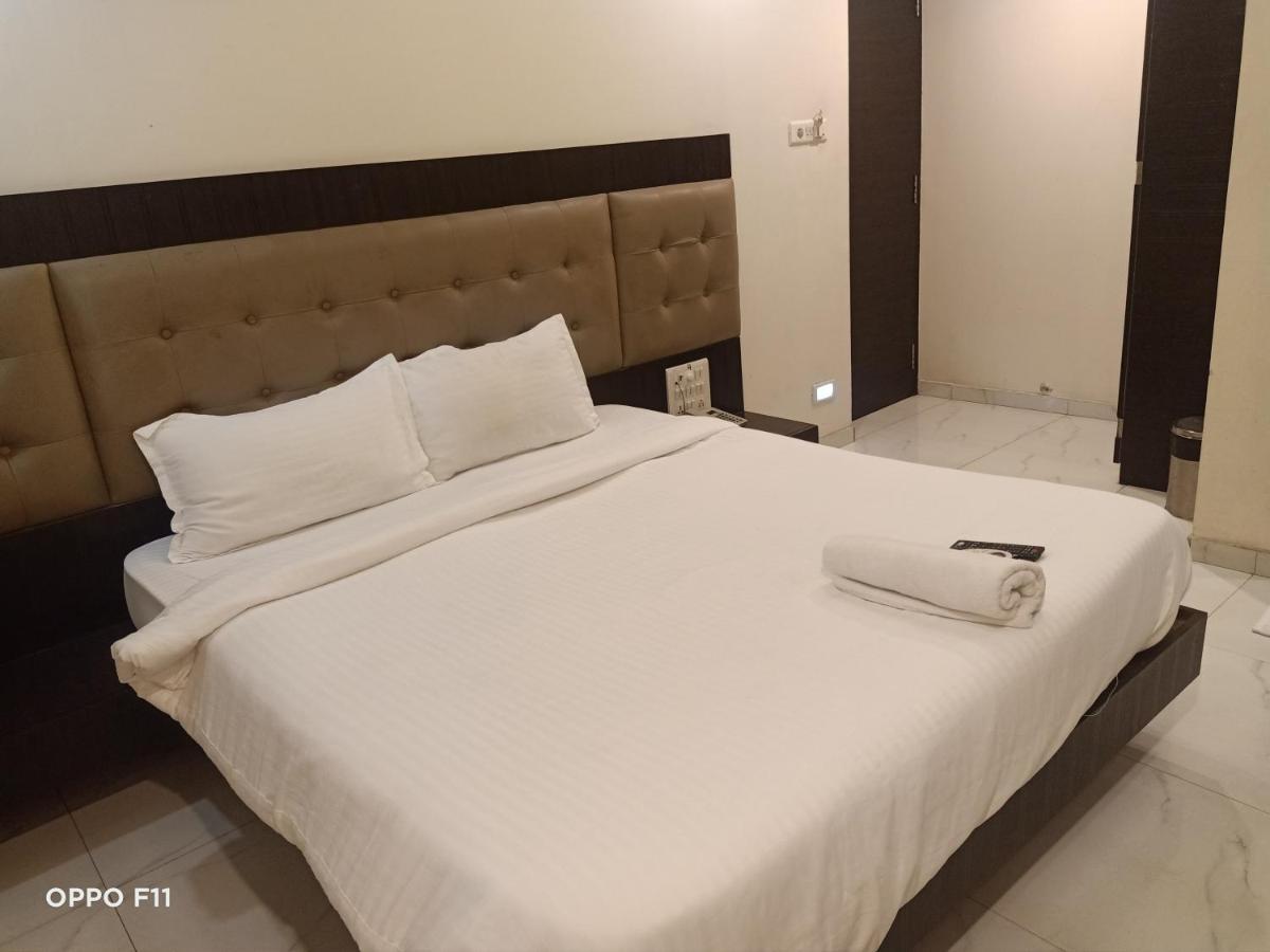 Bkc Palace - Jio World Convention Center And Us Visa Center హోటల్ బి కే సి ప్యాలెస్ ఇన్ 2* Mumbai