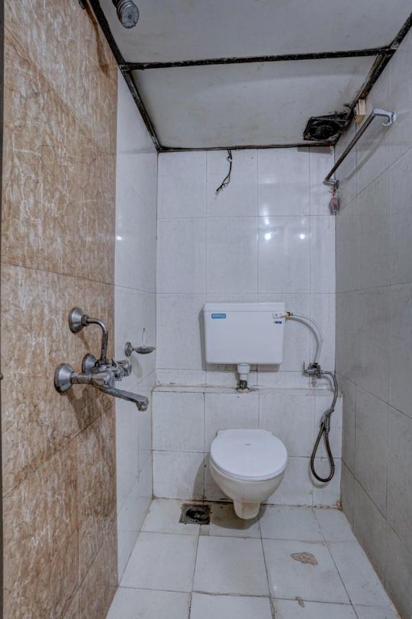 Saini,mumbai 2*