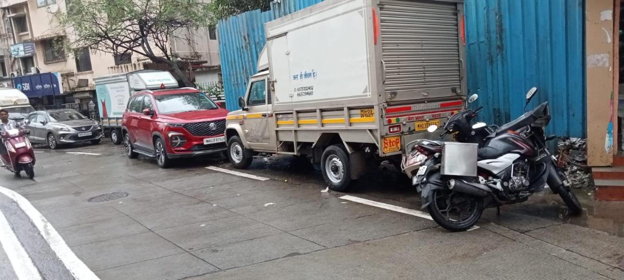 Saini,mumbai 2*