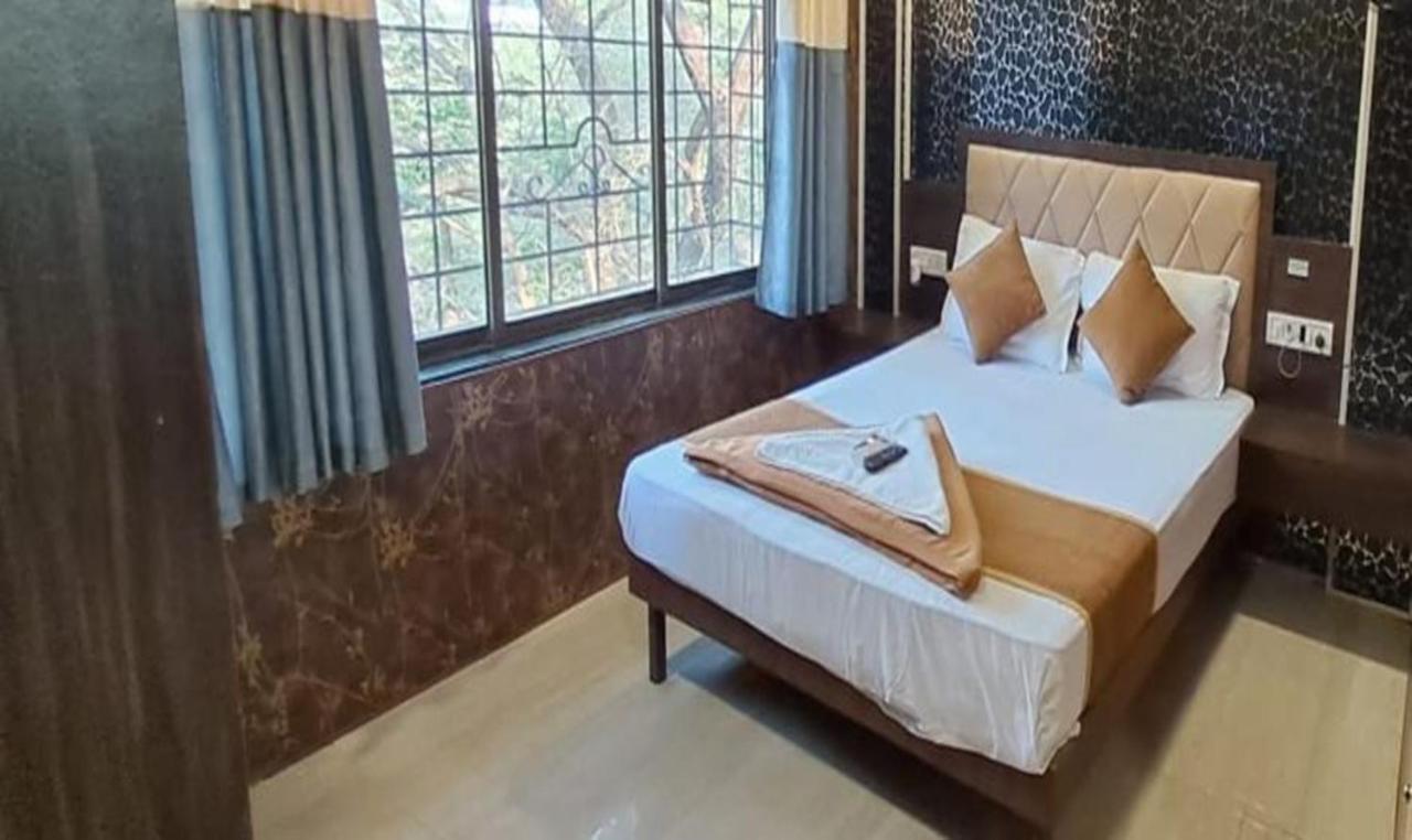 Hotel Fabexpress Ashirwad Residency