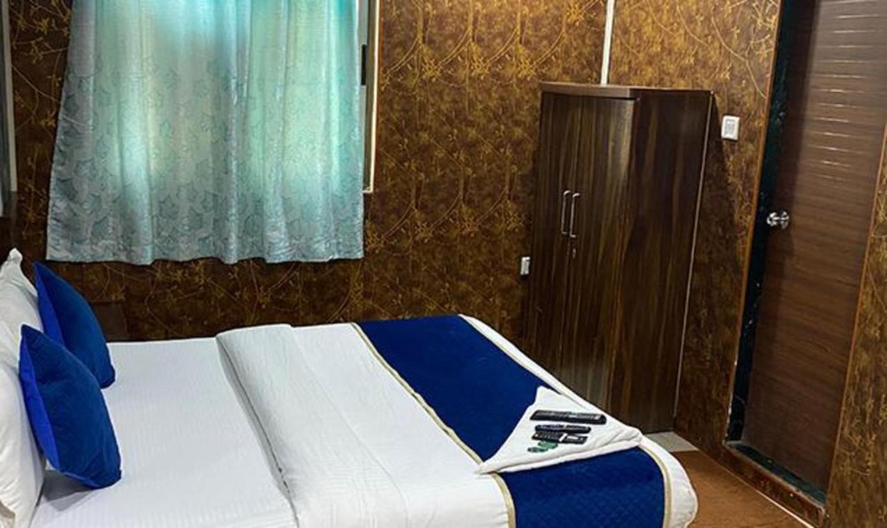 Fabexpress Ashirwad Residency 3*