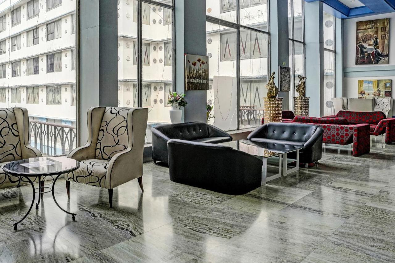 Townhouse 809 Royal Palms - Rose Collection 4* Mumbai