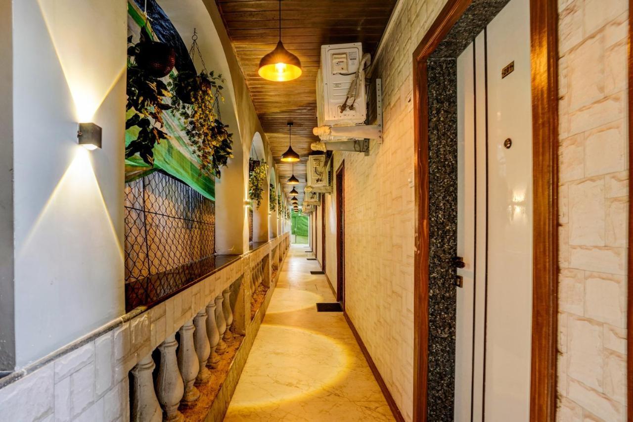 Collection O Palm Springs Mumbai