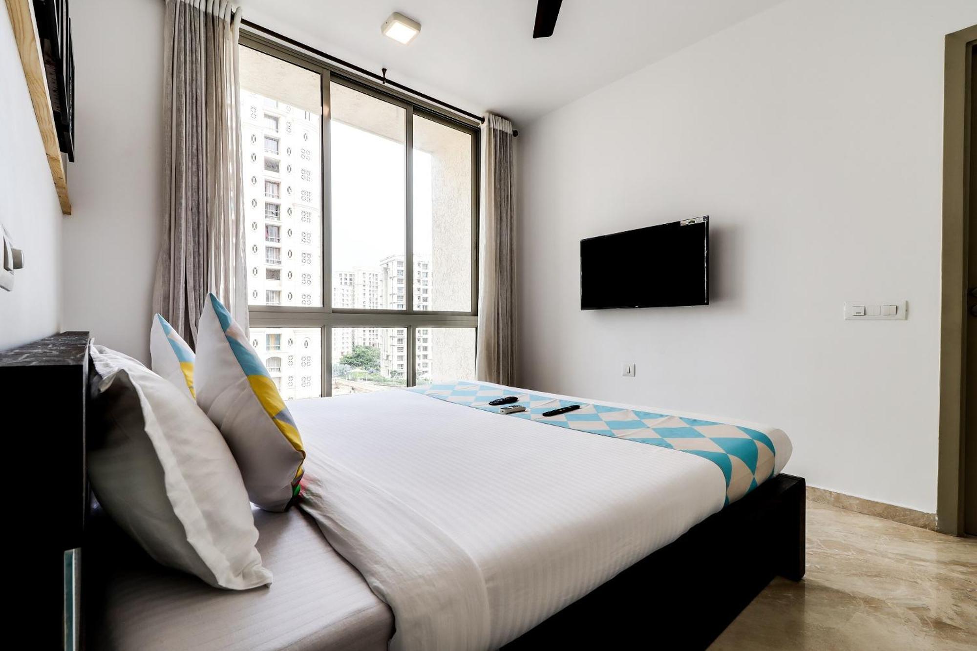 Oyo Elegant Hiranandani