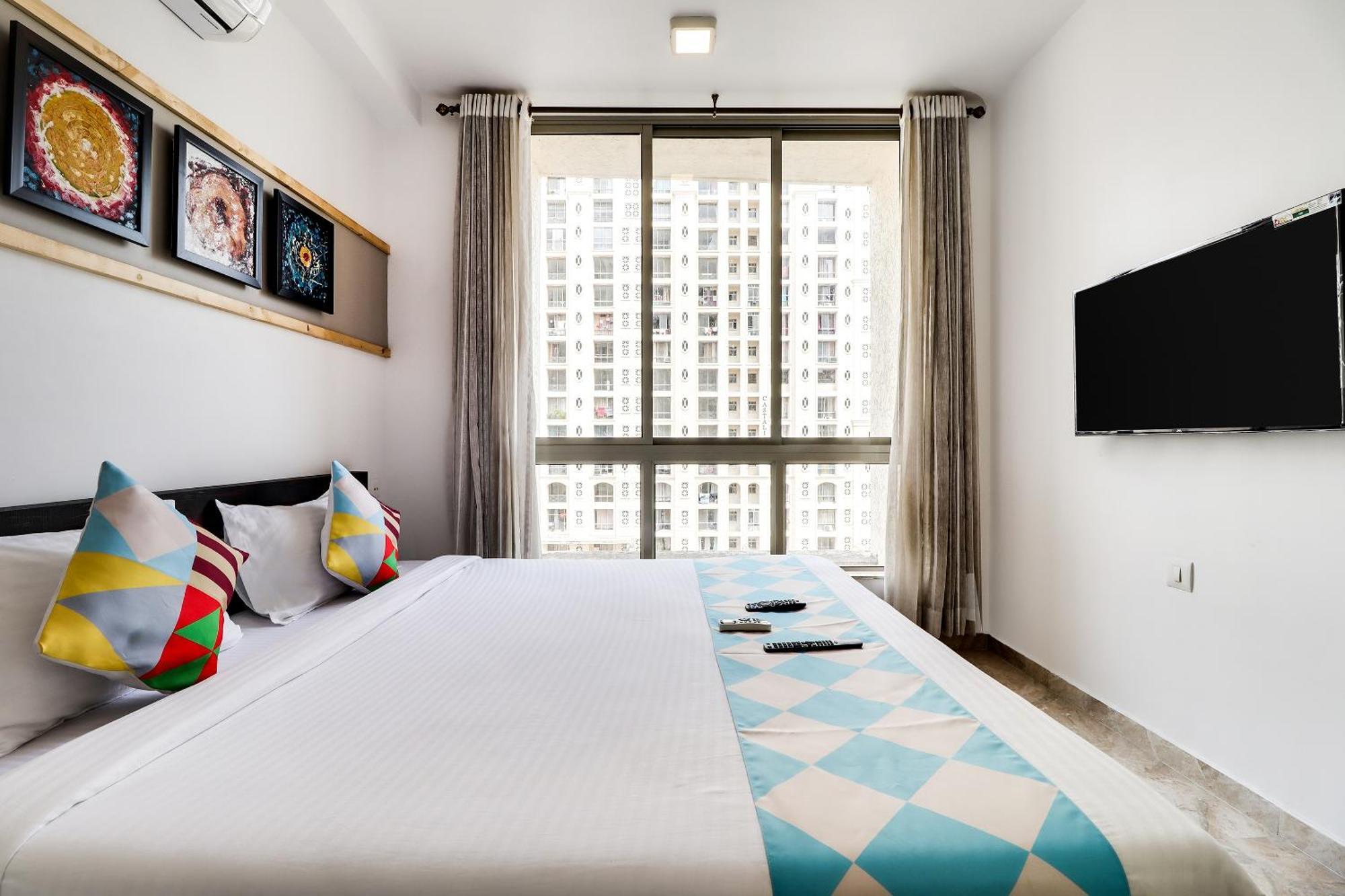 Guest house Oyo Elegant Hiranandani 3*