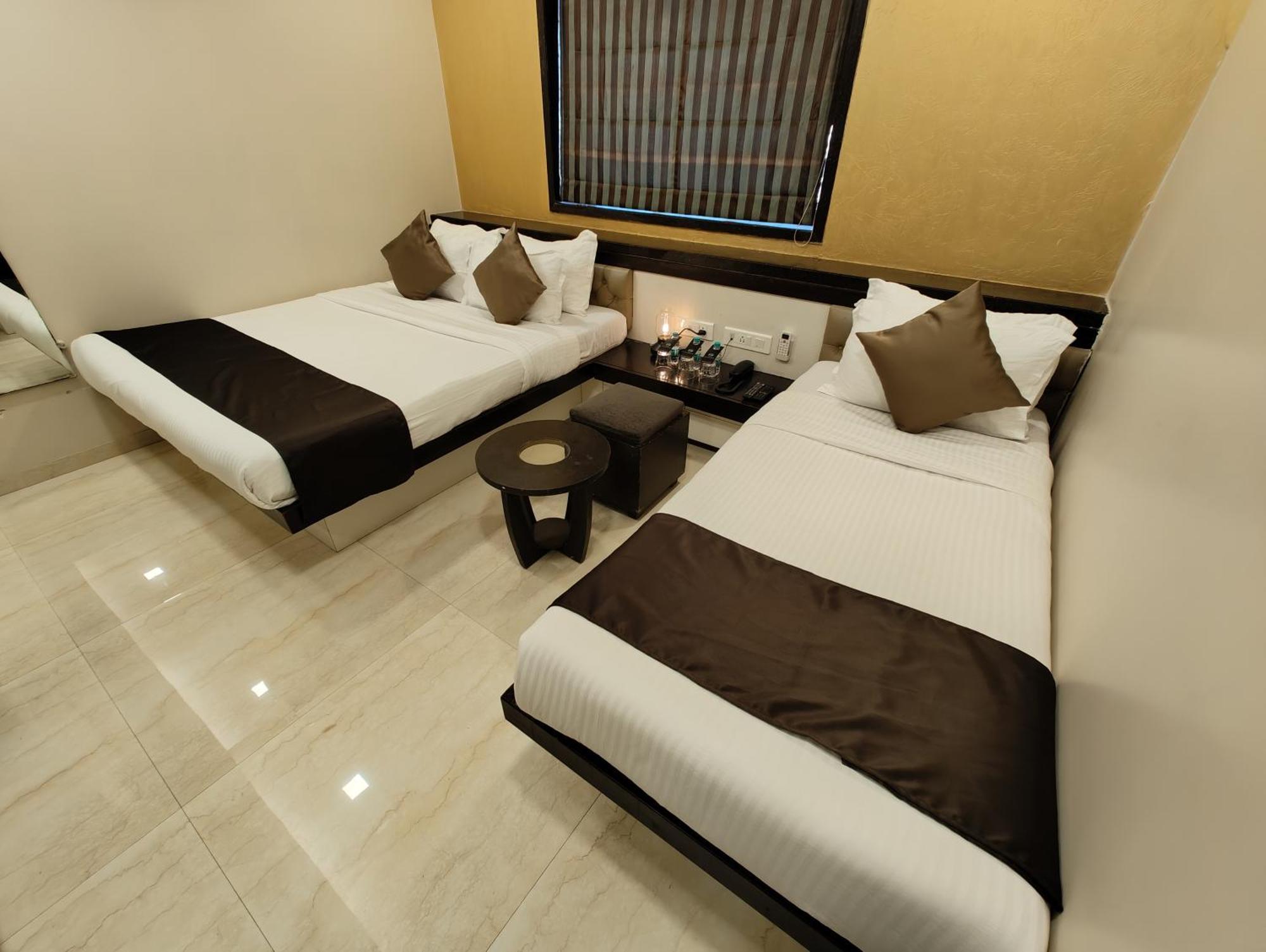 The Majlis - Colaba Hotel Mumbai