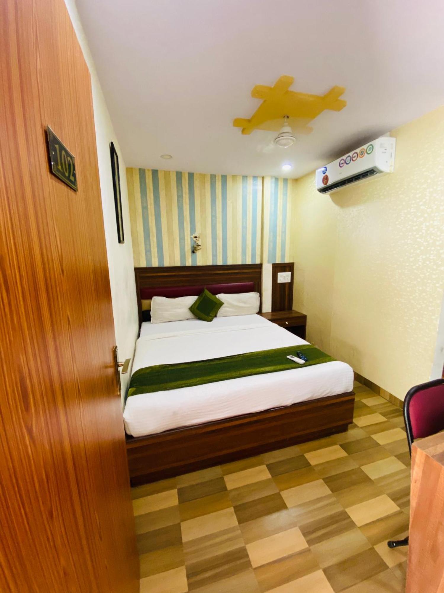 Airport Residency 3*