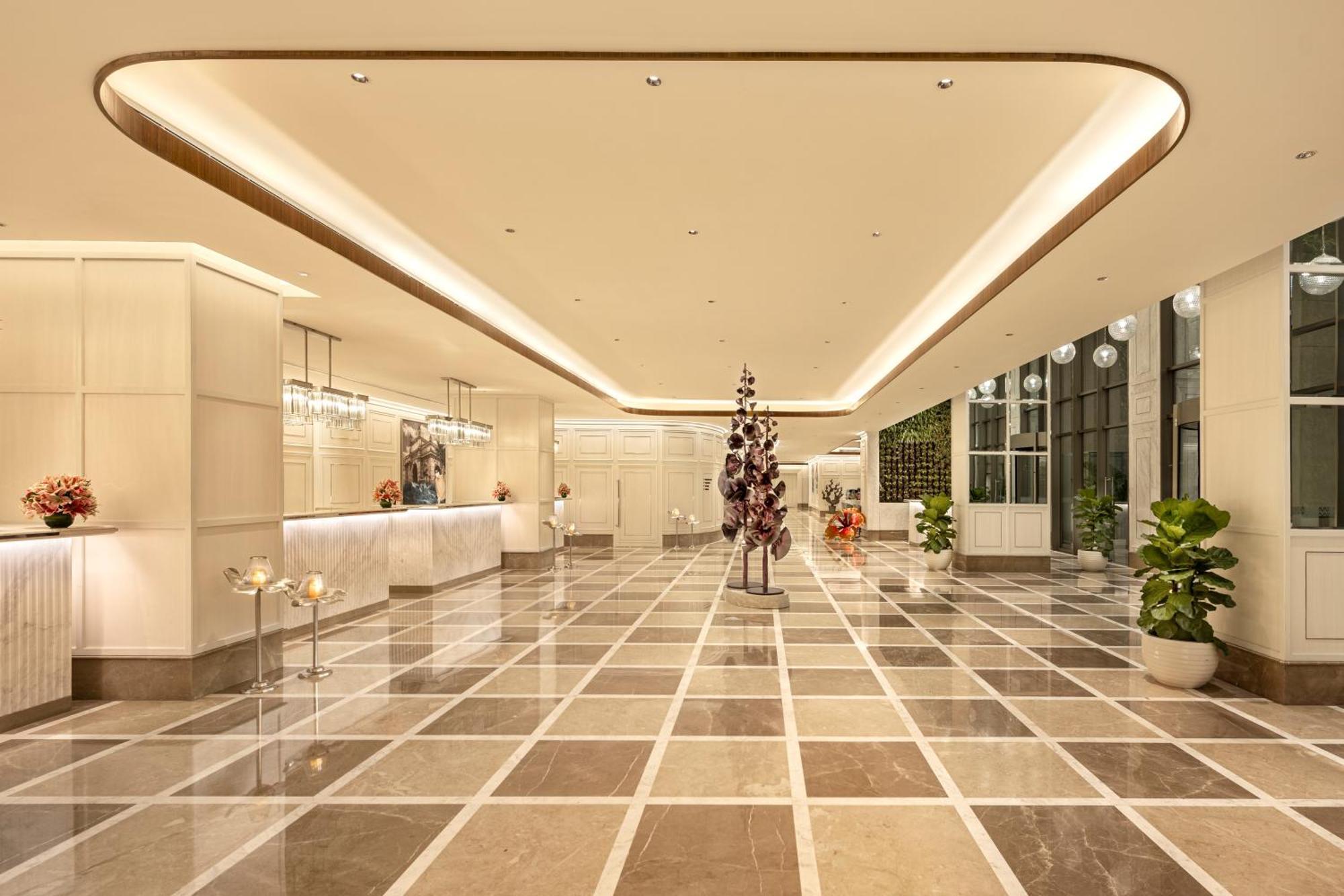 Aurika, International Airport 5* Mumbai