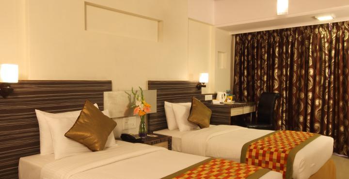 Nestor Hotel, Hotel 4*