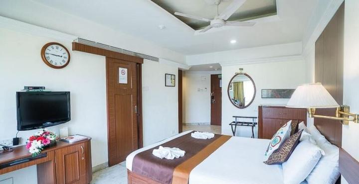Hotel Regenta Place The Emerald