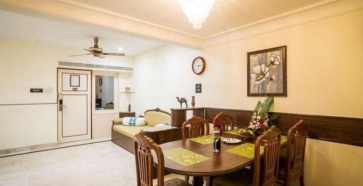 Hotel Regenta Place The Emerald Mumbai