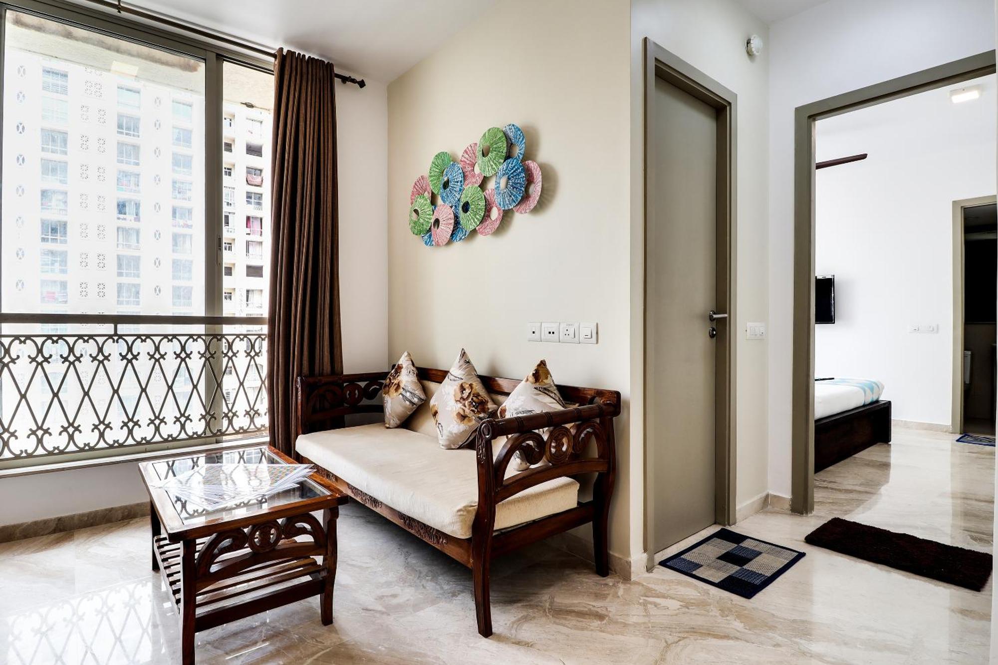 Oyo Elegant Hiranandani Guest house