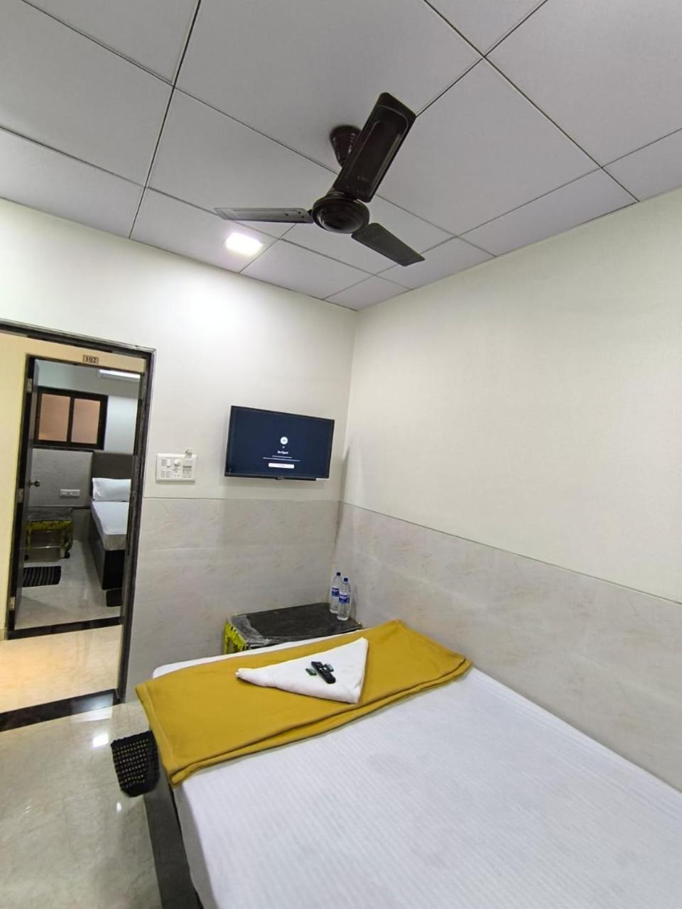 Sapna Lodging & Boarding Hotel 2*