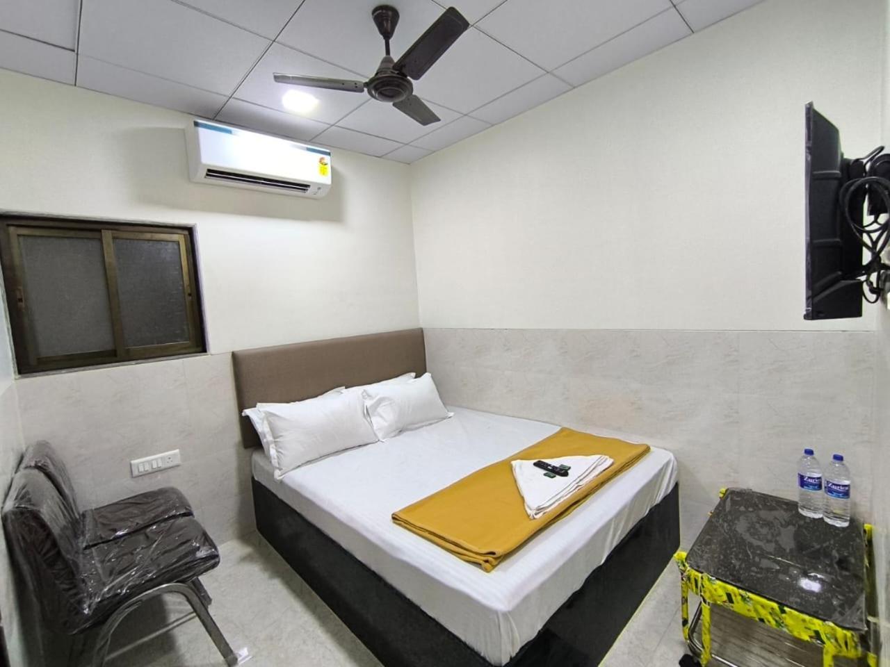 Sapna Lodging & Boarding