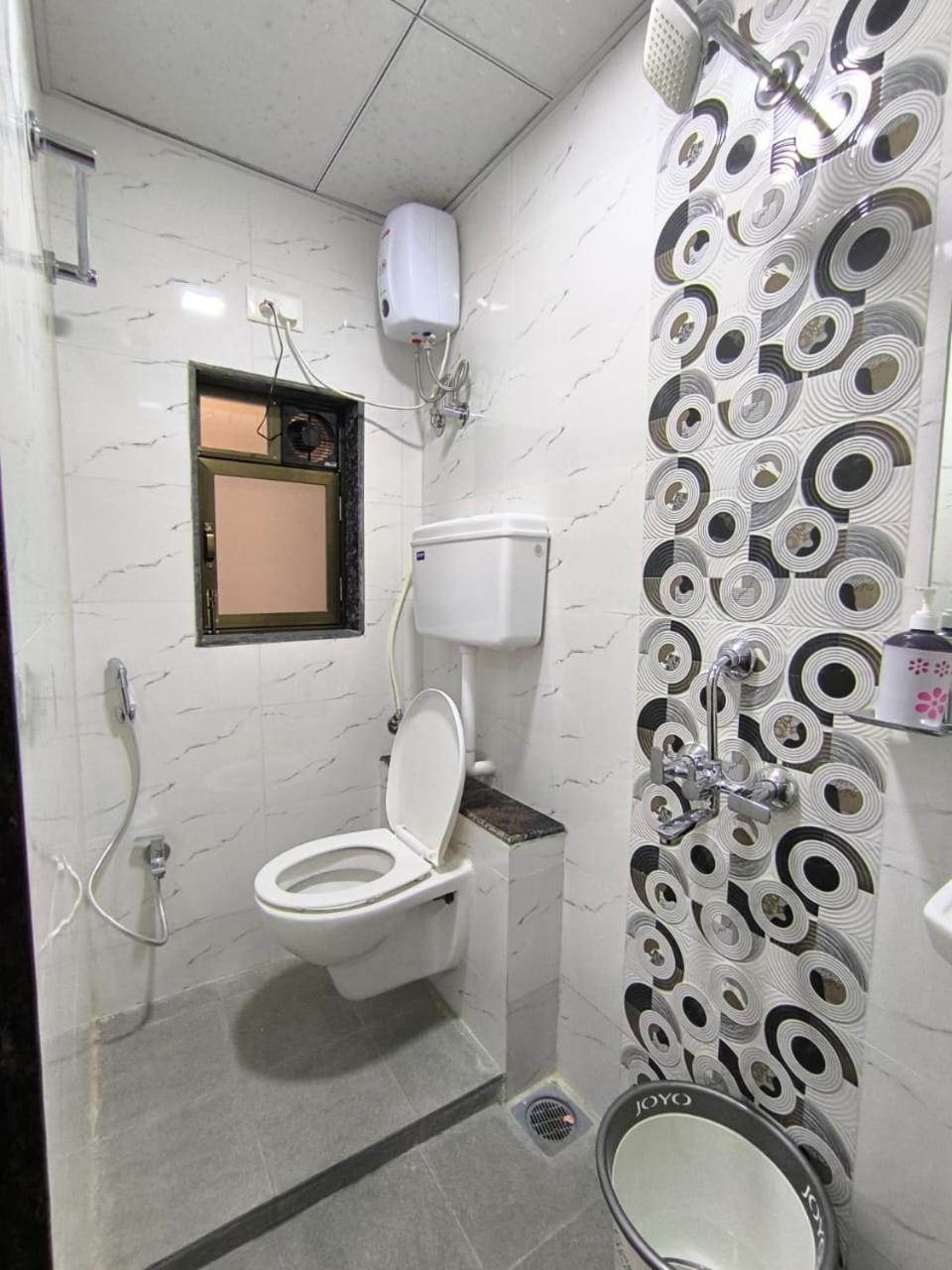 Sapna Lodging & Boarding Hotel 2*