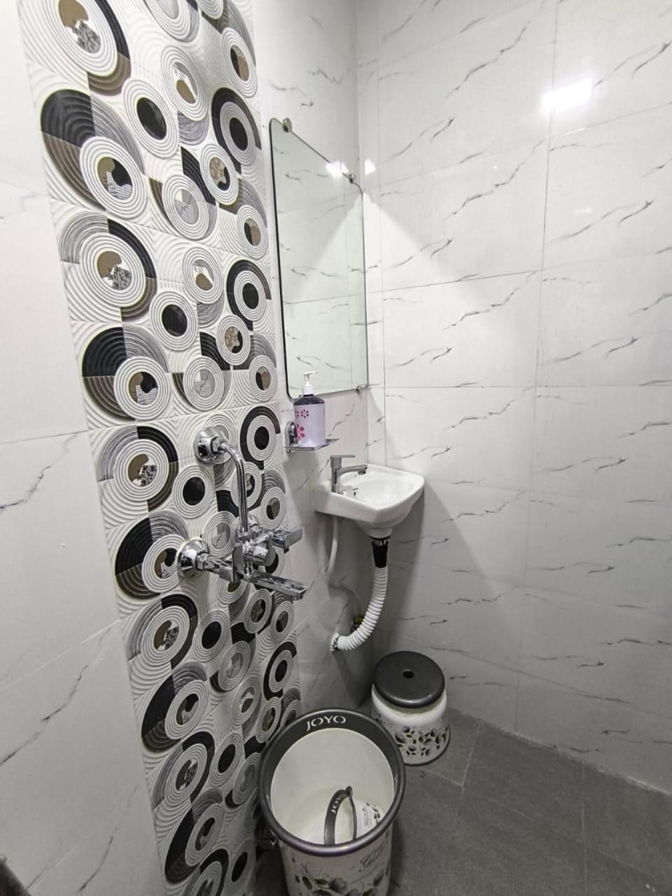 Sapna Lodging & Boarding