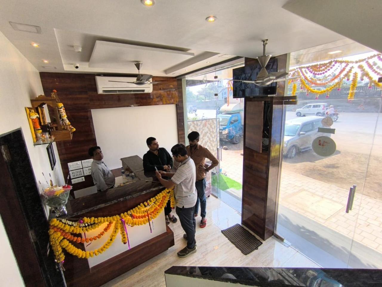 Hotel Sapna Lodging & Boarding Mumbai