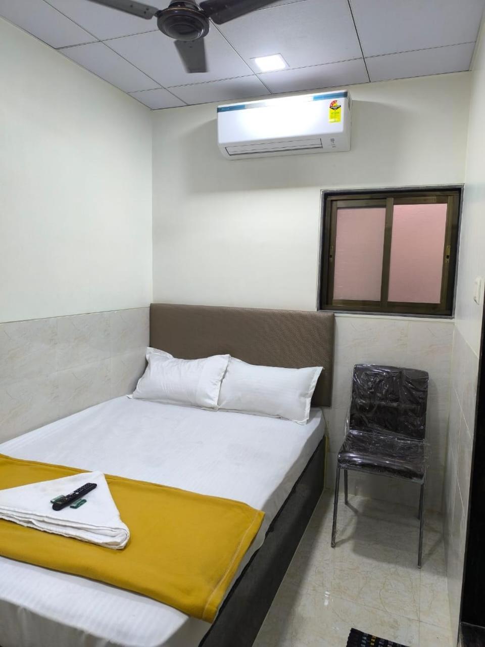 Sapna Lodging & Boarding Hotel Mumbai
