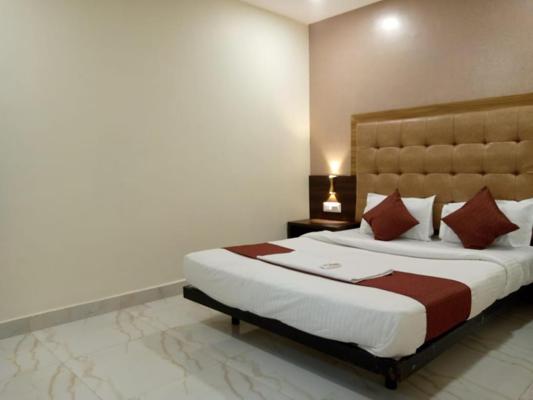 Tri Hotel